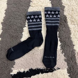 Darn Tough Micro Crew Lightweight Merino Wool Sock (Stars - Large)